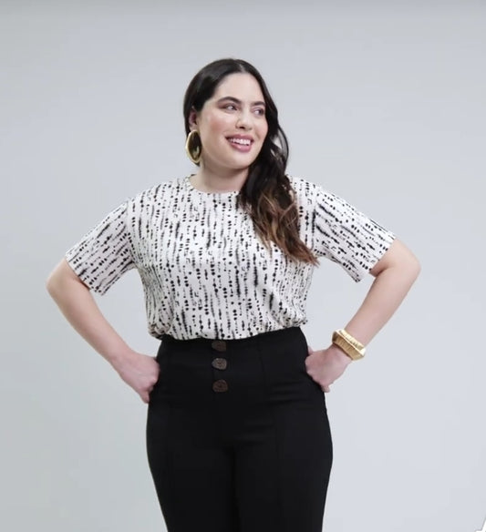 Camiseta  de Lunender , colección Mais Mulher de tallas grandes