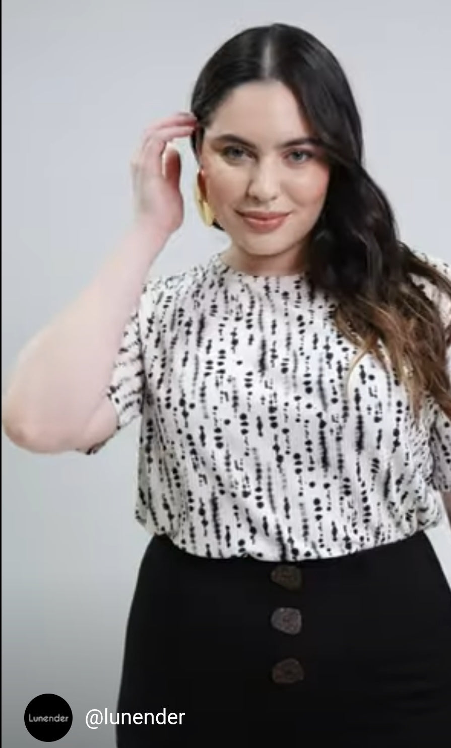 Camiseta  de Lunender , colección Mais Mulher de tallas grandes