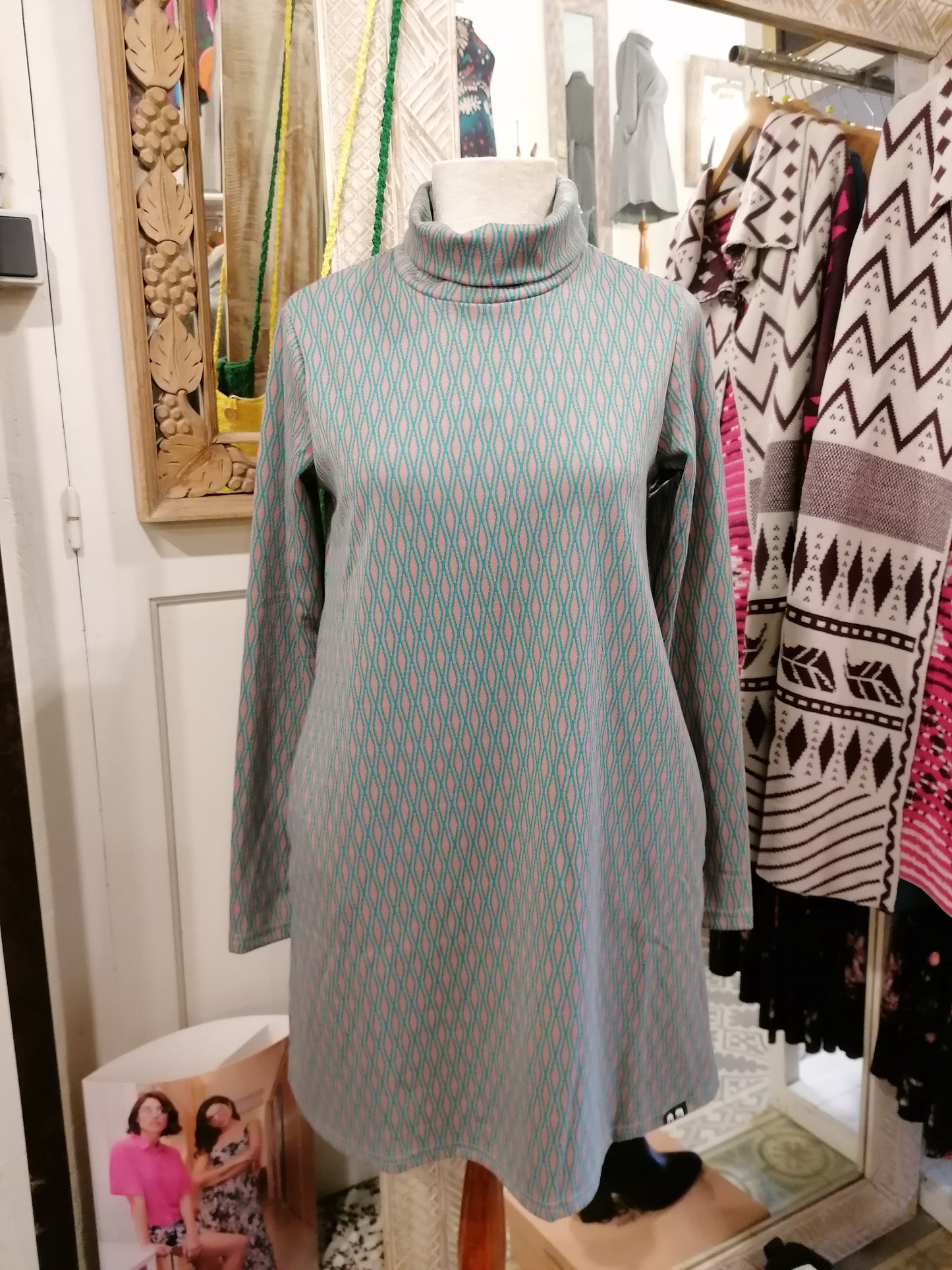 Vestido " Zeta " de Lylu Wear , colección otoño/invierno 2024-2025.